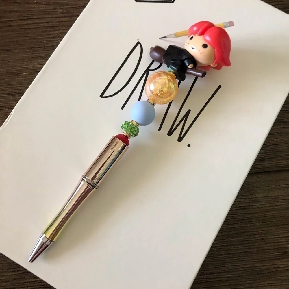 Harry Potter: Ron Weasley on broom handmade beaded pen